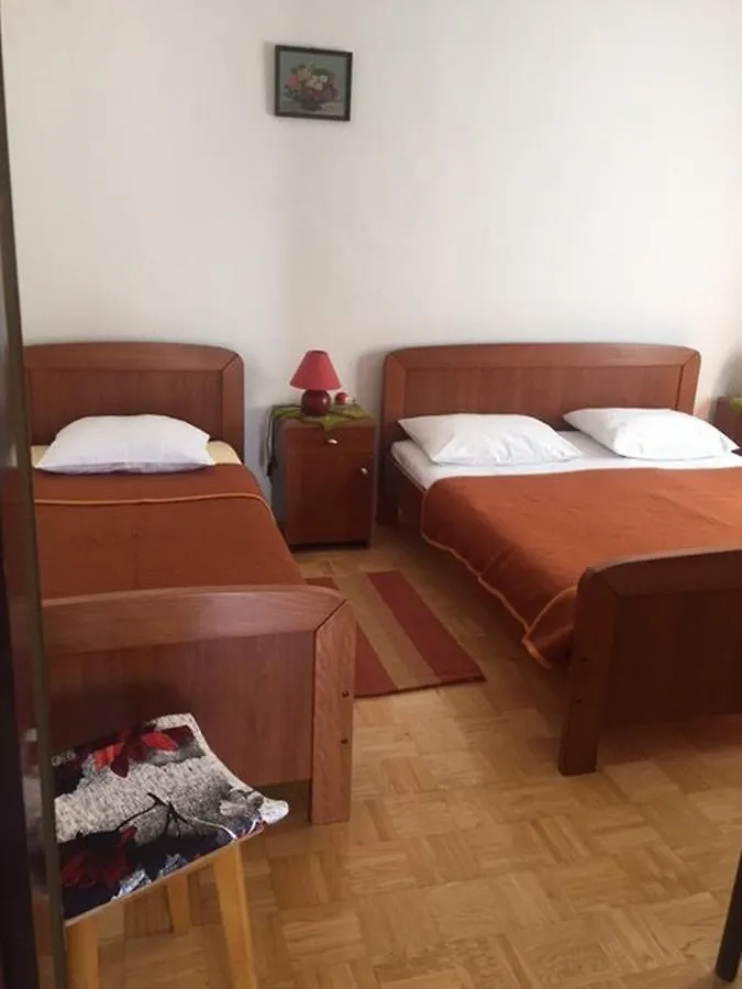 Apartments Bili Starigrad Paklenica 0*,